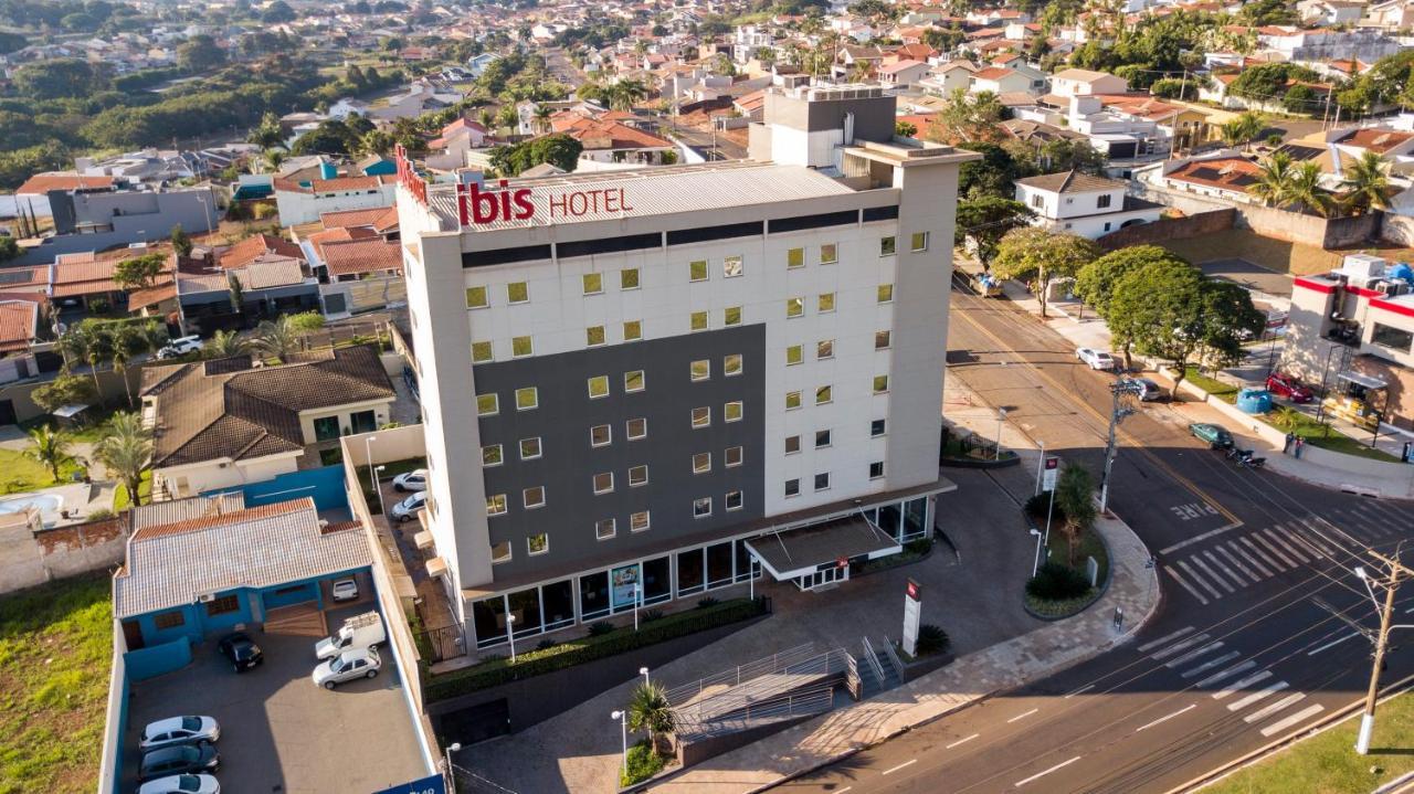 Ibis Ourinhos Hotel Exterior foto