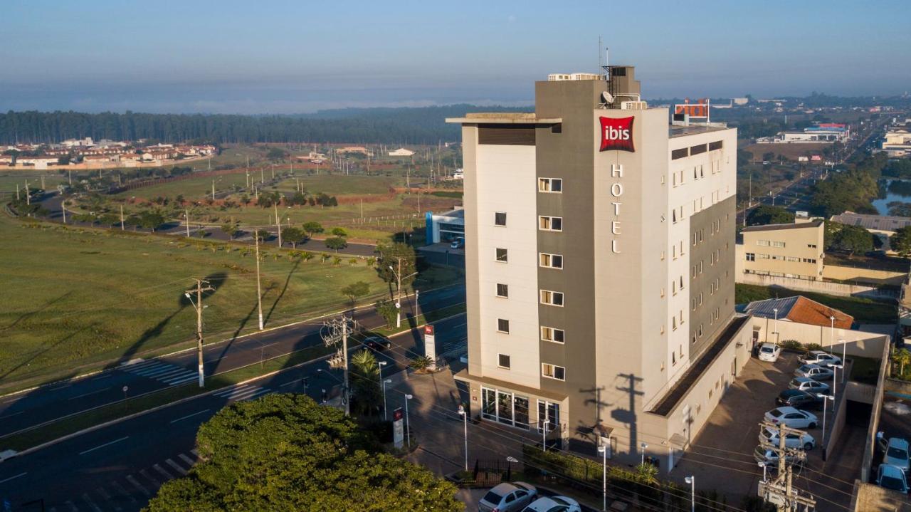 Ibis Ourinhos Hotel Exterior foto